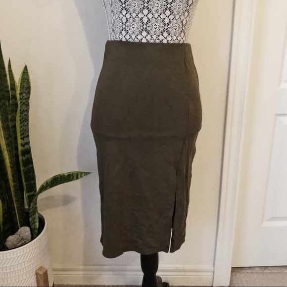 FOREVER 21 Olive Green Side-Slit Skirt, Size S - Picture 1 of 6